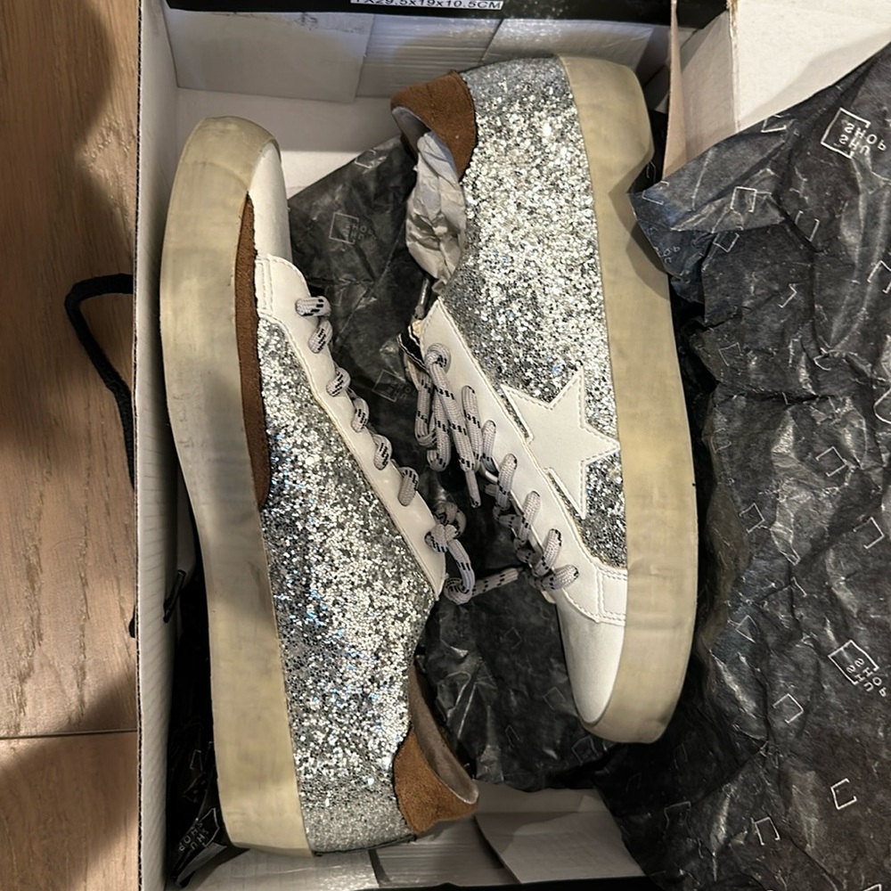 SHU SHOP size 6 silver sparkly and white shoes
